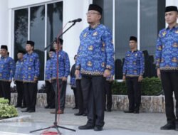 Sekretaris Daerah Kabupaten Asahan, Drs. John Hardi Nasution, M.Si memimpin Upacara Hari Kesadaran Nasional yang dilaksanakan di Halaman Kantor Bupati Asahan