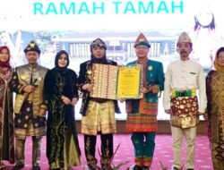 Gubernur Rohidin Terima Gelar Pangeran 'Wira Mandala' dari Kesultanan Palembang Darussalam