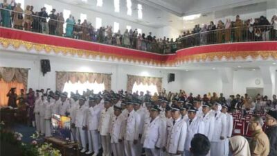Bupati Pasbar Lantik dan Ambil Sumpah 71 Penjabat Wali Nagari Hasil Penataan
