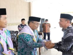 Sekda Sukarni Lepas 132 Calon Jamah Haji Bengkulu Selatan