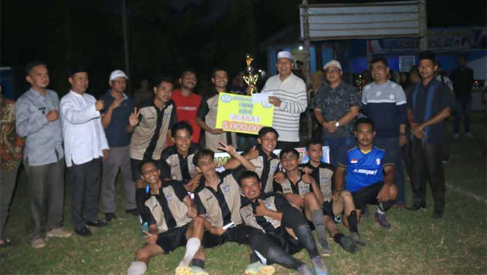 Tim Epic FC Juara Turnamen Bola Mini OPBB Cup II