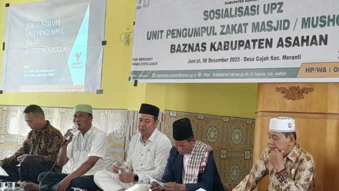 Sosialisasi dan pentauliahan UPZ masjid dan musala di Masjid Nurul Iman, Desa Gajah, Kecamatan Meranti