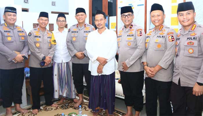 Ops NCS Polri silaturahmi dengan Gus Baha di Rembang
