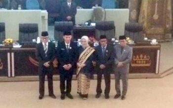 Pelantikan Bambang Suwandi sebagai Pengganti Antar Waktu DPRD Way Kanan