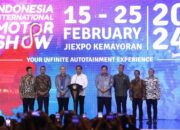 Presiden Jokowi buka The 31th Indonesia International Motor Show (IIMS) 2024, di Jiexpo Jakarta