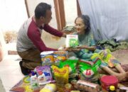 Kemensos Bantu Lansia Sebatangkara di Bogor