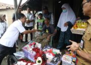 Kemensos Beri Bantuan Ternak Bebek kepada Lansia di Serang, Banten